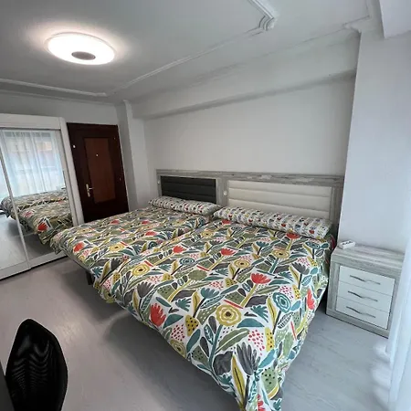 Mar, San Lorenzo * Χιχόν